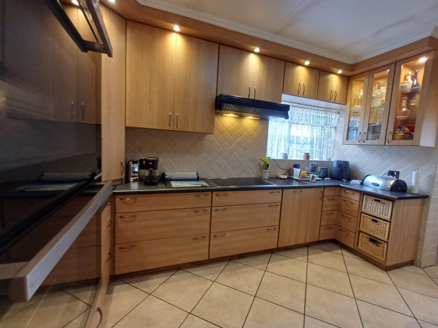 3 Bedroom Property for Sale in Vanderbijlpark Sw 2 Gauteng