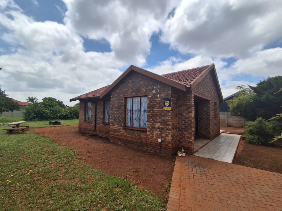 3 Bedroom Property for Sale in Meyerton Park Gauteng