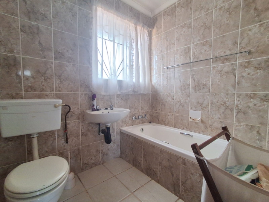 3 Bedroom Property for Sale in Meyerton Park Gauteng