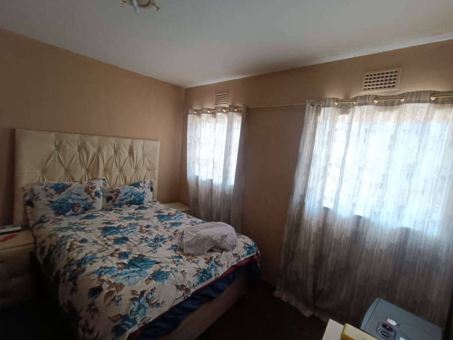 2 Bedroom Property for Sale in Vanderbijlpark CW 3 Gauteng