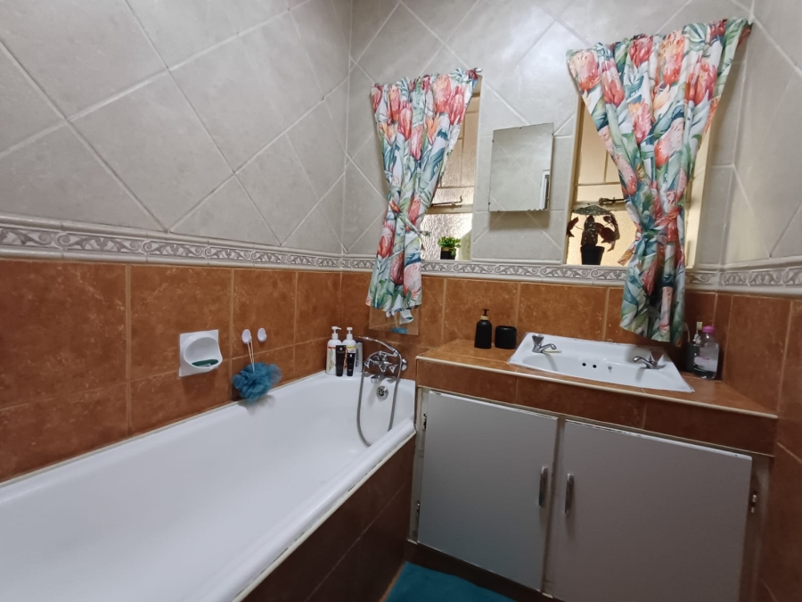 3 Bedroom Property for Sale in Vanderbijlpark SE 1 Gauteng