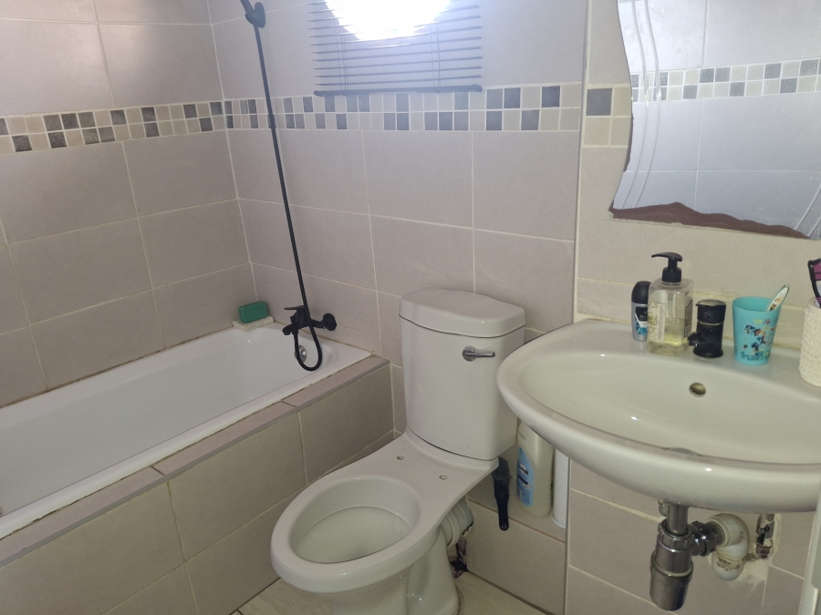 2 Bedroom Property for Sale in Windmill Park Gauteng