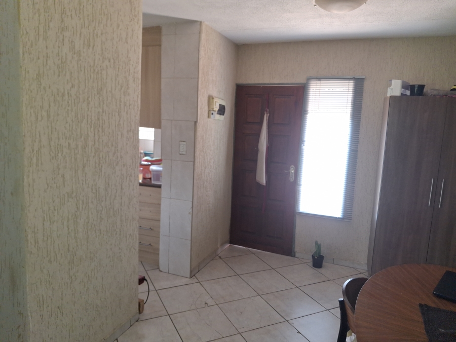 2 Bedroom Property for Sale in Windmill Park Gauteng