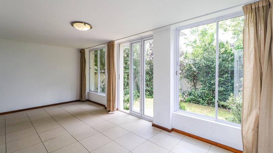 3 Bedroom Property for Sale in Broadacres Gauteng