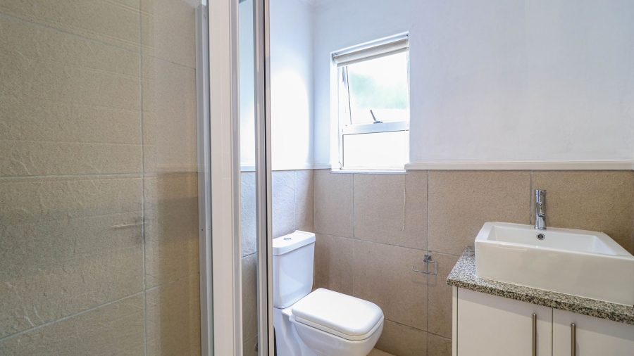 3 Bedroom Property for Sale in Broadacres Gauteng