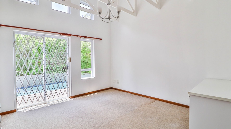 3 Bedroom Property for Sale in Broadacres Gauteng