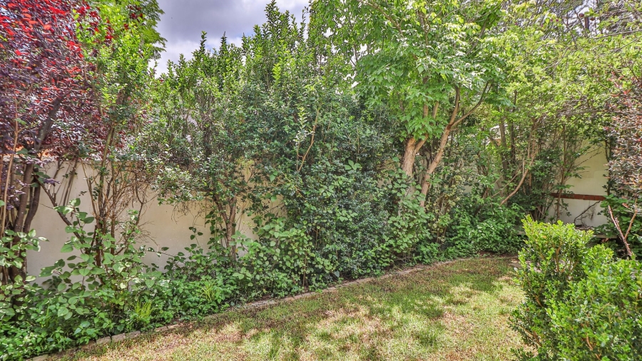 3 Bedroom Property for Sale in Broadacres Gauteng