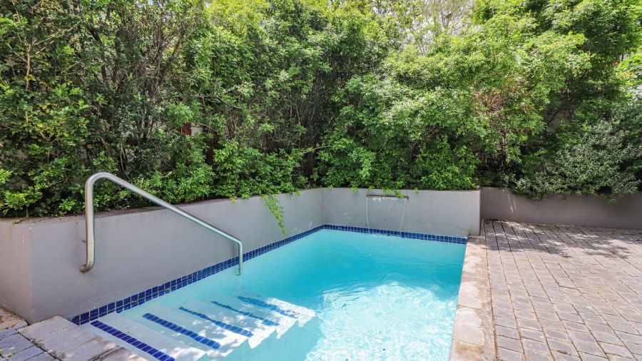 3 Bedroom Property for Sale in Broadacres Gauteng