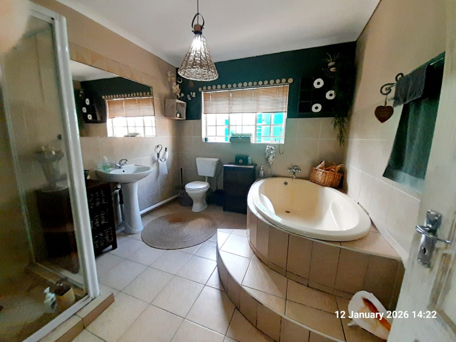 9 Bedroom Property for Sale in Pretoria North Gauteng