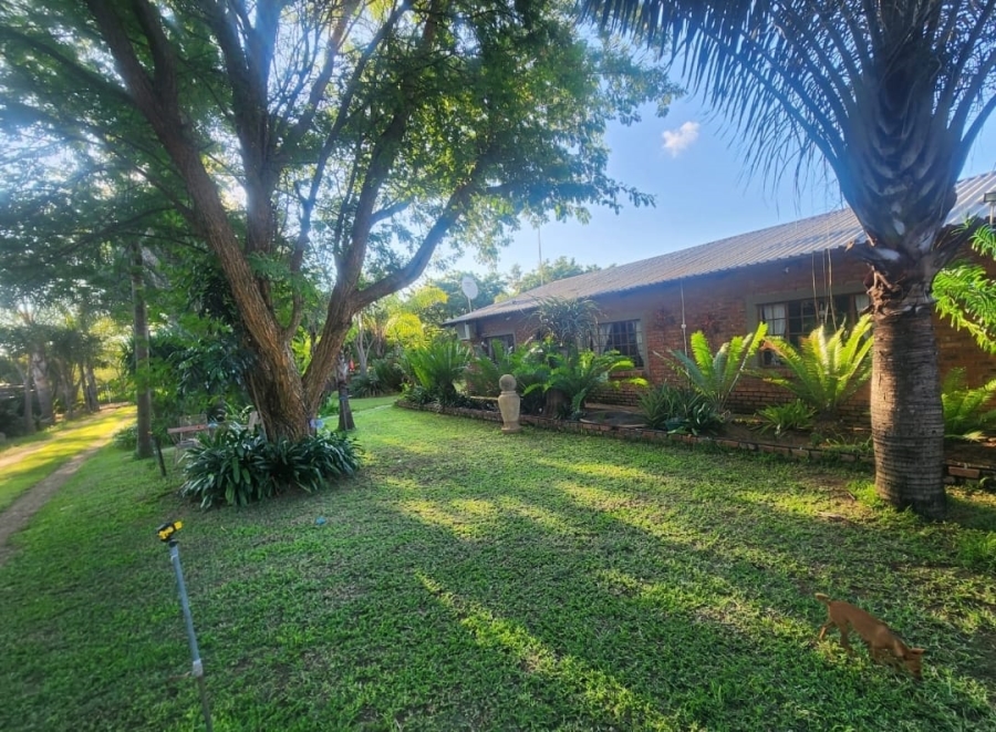 9 Bedroom Property for Sale in Pretoria North Gauteng