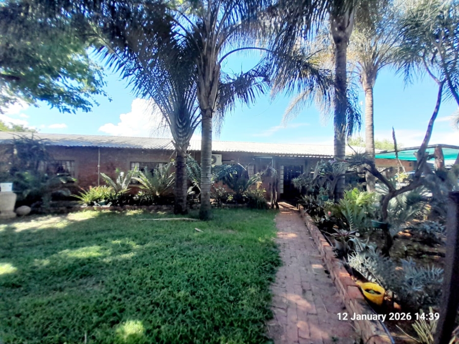 9 Bedroom Property for Sale in Pretoria North Gauteng