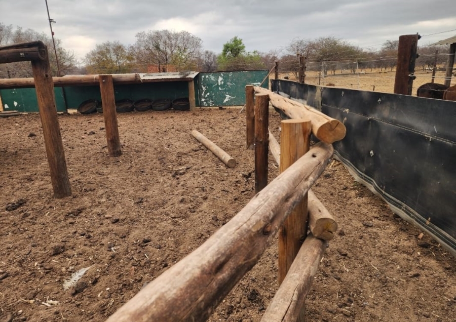 9 Bedroom Property for Sale in Pretoria North Gauteng