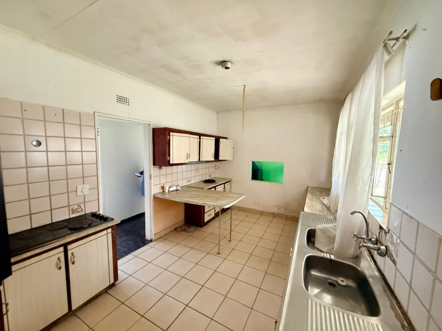 3 Bedroom Property for Sale in Unitas Park Gauteng