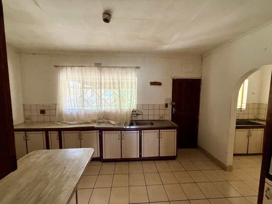 3 Bedroom Property for Sale in Unitas Park Gauteng