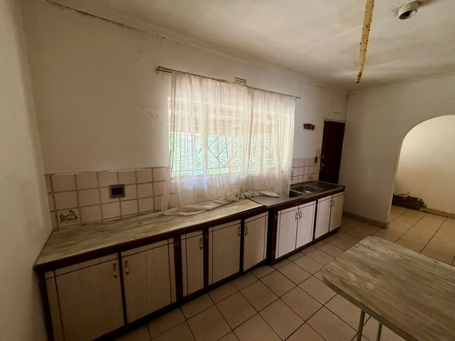 3 Bedroom Property for Sale in Unitas Park Gauteng