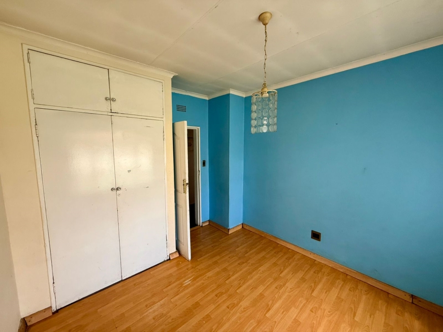 3 Bedroom Property for Sale in Unitas Park Gauteng