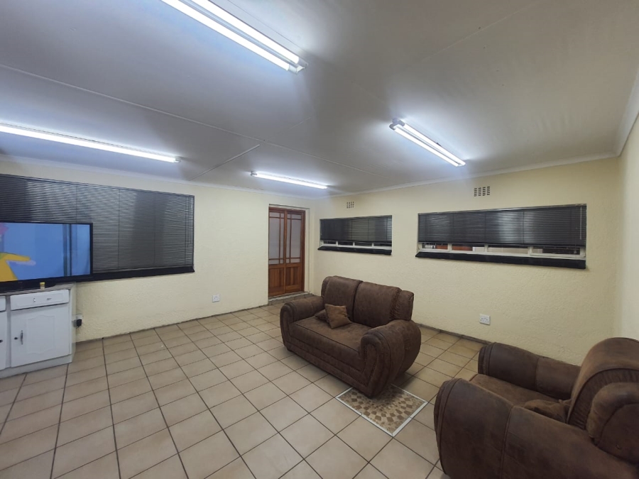 4 Bedroom Property for Sale in Vanderbijlpark SW 1 Gauteng