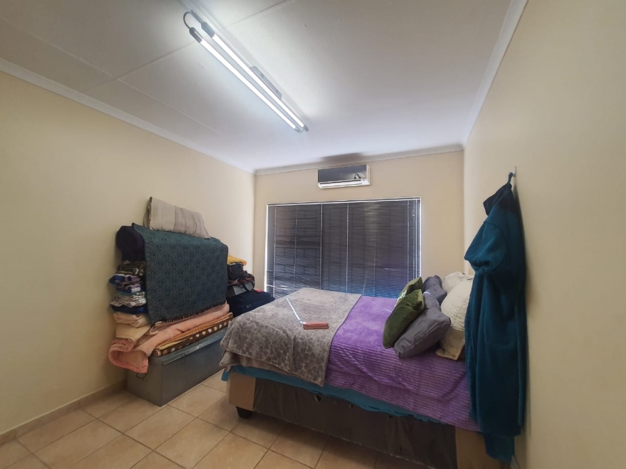 4 Bedroom Property for Sale in Vanderbijlpark SW 1 Gauteng