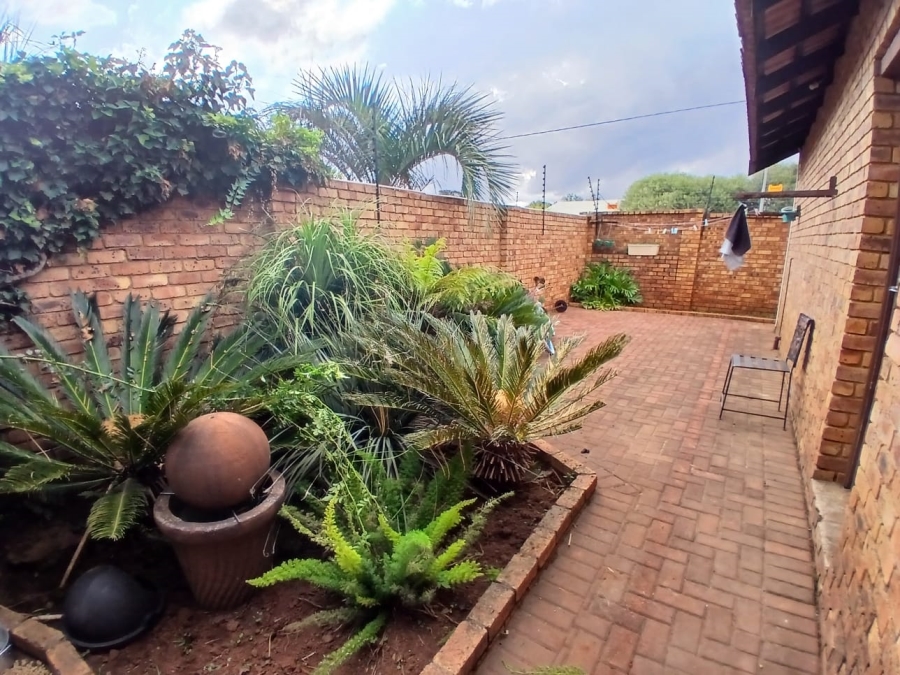 3 Bedroom Property for Sale in New State Areas Gauteng