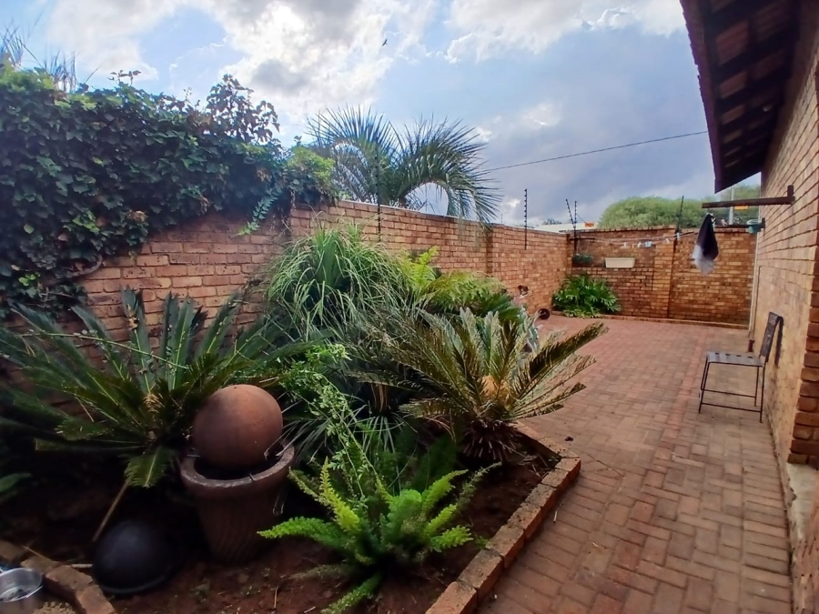 3 Bedroom Property for Sale in New State Areas Gauteng