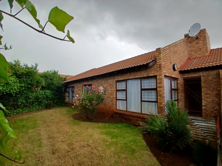 3 Bedroom Property for Sale in New State Areas Gauteng