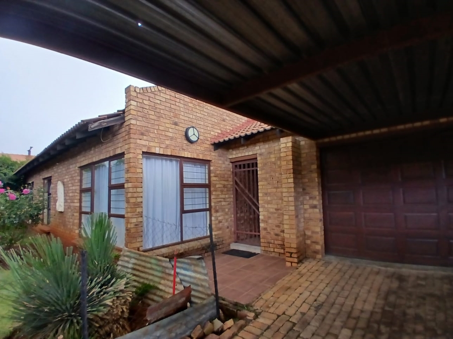 3 Bedroom Property for Sale in New State Areas Gauteng