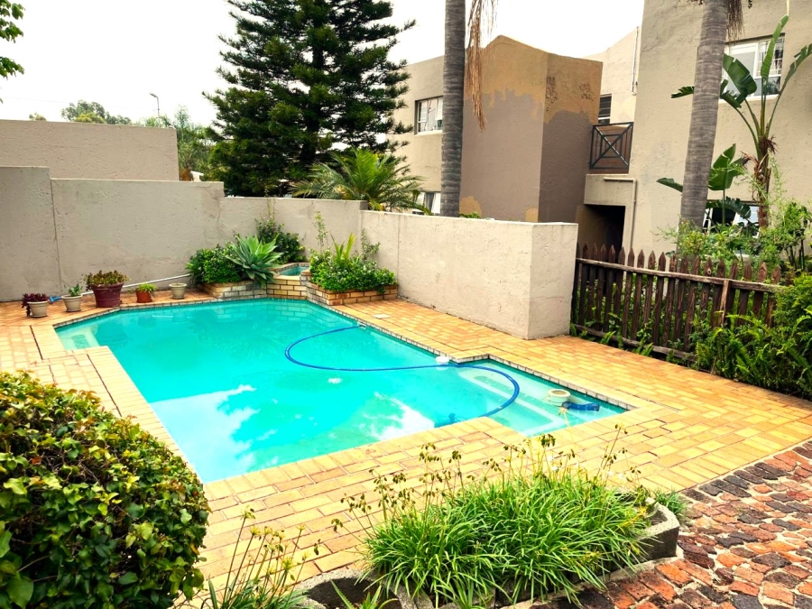 1 Bedroom Property for Sale in Ferndale Gauteng