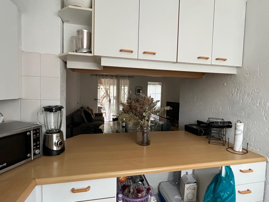 1 Bedroom Property for Sale in Ferndale Gauteng