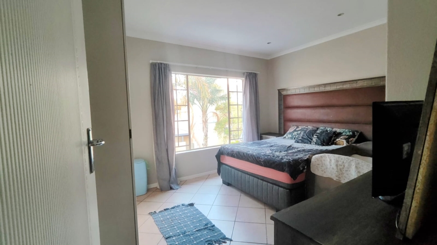 2 Bedroom Property for Sale in Annlin Gauteng