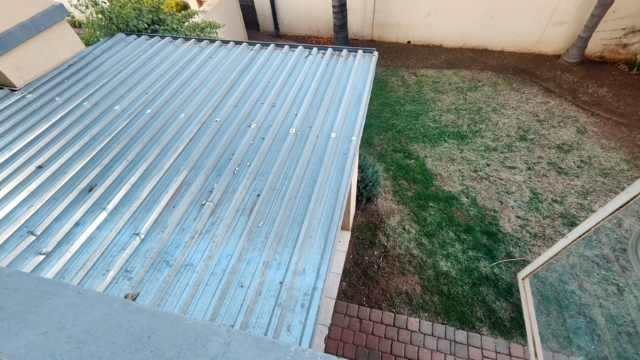 2 Bedroom Property for Sale in Annlin Gauteng