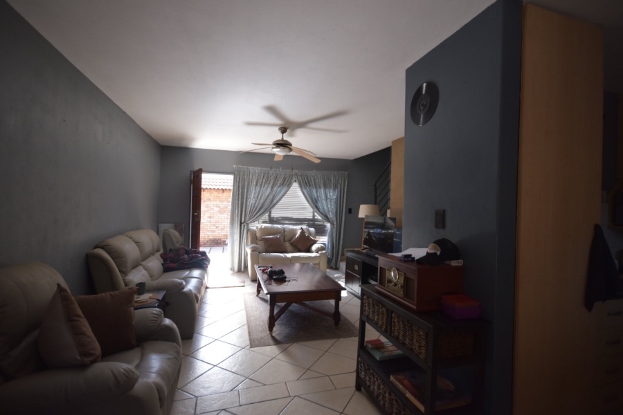 2 Bedroom Property for Sale in Annlin Gauteng