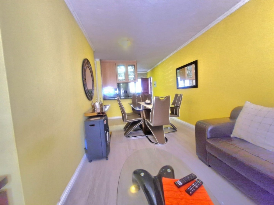 2 Bedroom Property for Sale in Annlin Gauteng