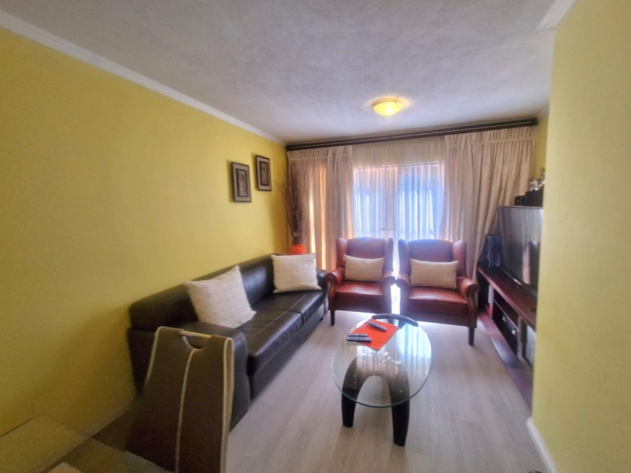 2 Bedroom Property for Sale in Annlin Gauteng