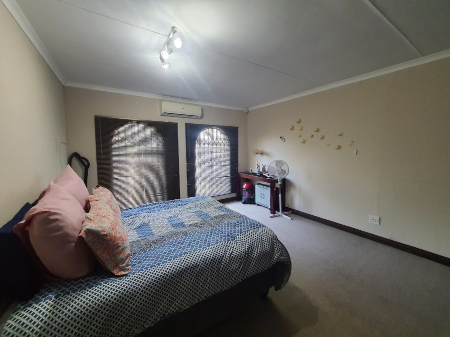5 Bedroom Property for Sale in Vanderbijlpark SE Gauteng
