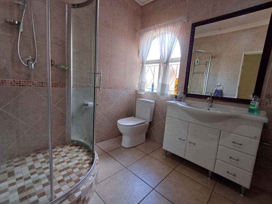3 Bedroom Property for Sale in Vanderbijlpark SE 2 Gauteng