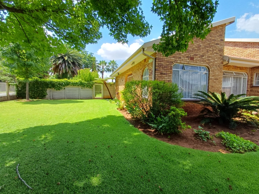 3 Bedroom Property for Sale in Vanderbijlpark SE 2 Gauteng