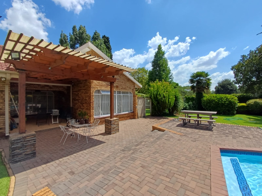 3 Bedroom Property for Sale in Vanderbijlpark SE 2 Gauteng