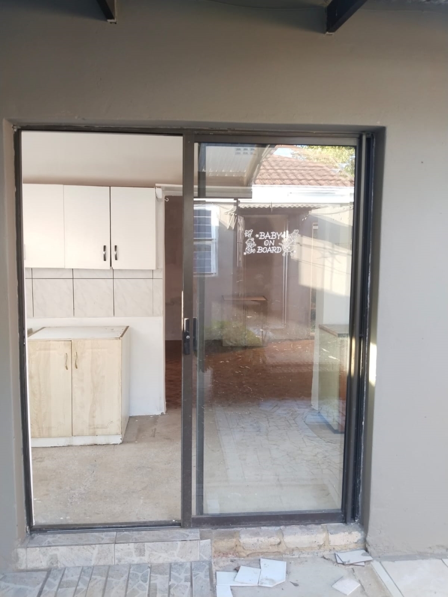 To Let 2 Bedroom Property for Rent in Brakpan Central Gauteng