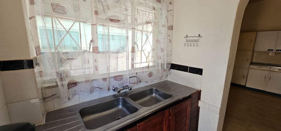 To Let 2 Bedroom Property for Rent in Brakpan Central Gauteng