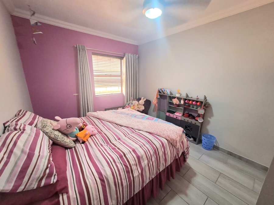 3 Bedroom Property for Sale in Three Rivers Proper Gauteng