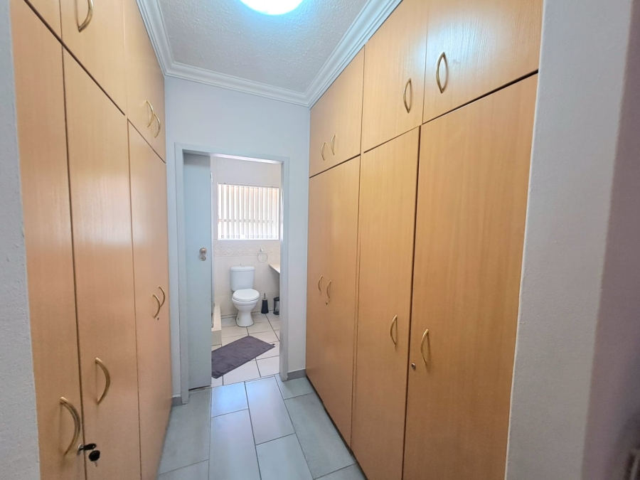 3 Bedroom Property for Sale in Three Rivers Proper Gauteng