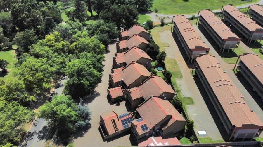 3 Bedroom Property for Sale in Three Rivers Proper Gauteng