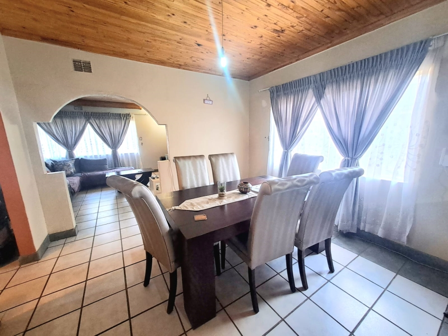 3 Bedroom Property for Sale in Three Rivers Gauteng