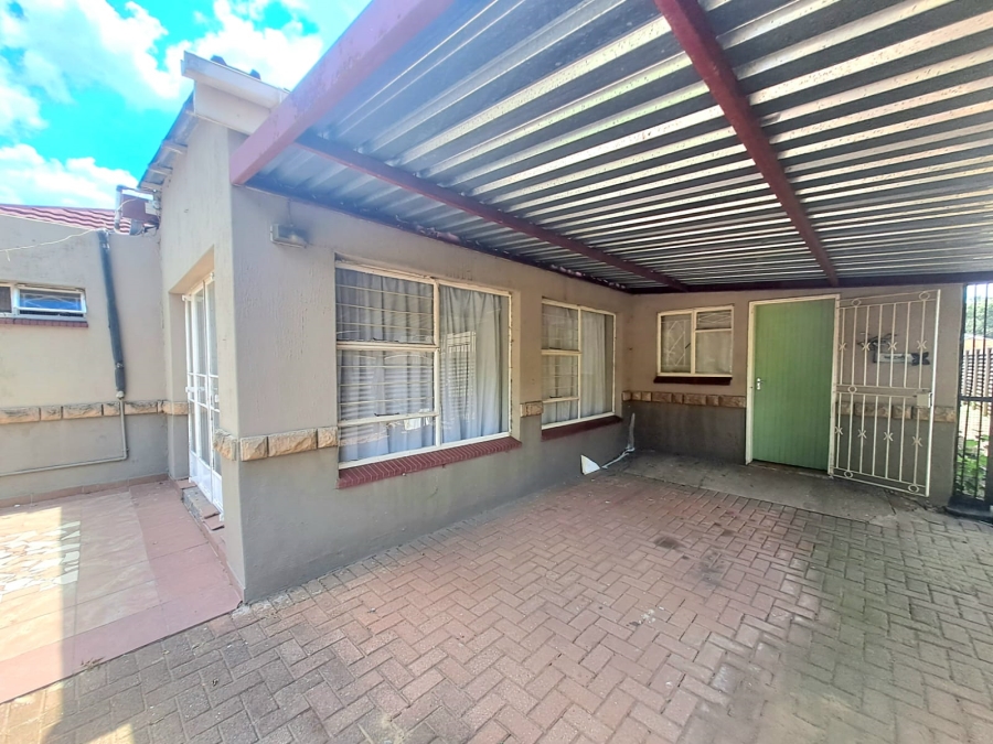 3 Bedroom Property for Sale in Three Rivers Gauteng