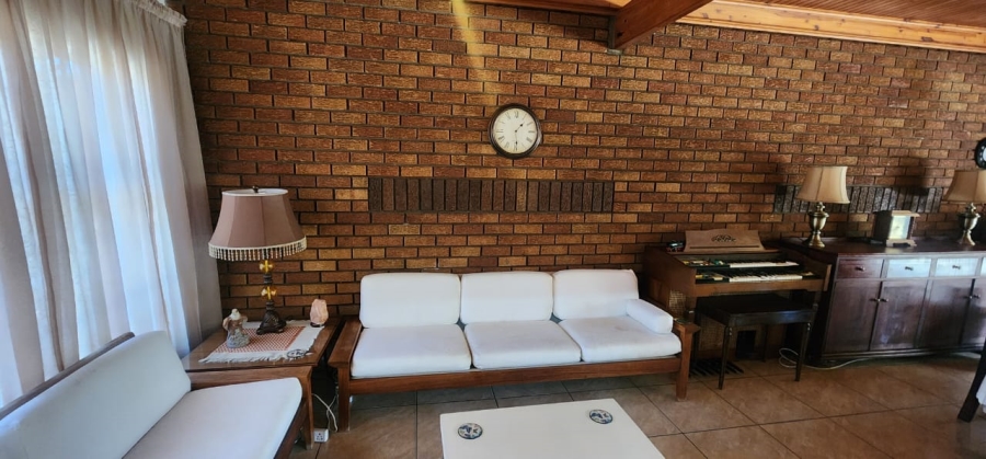 3 Bedroom Property for Sale in Vanderbijlpark SE 2 Gauteng