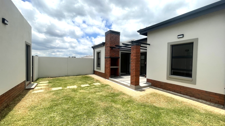 3 Bedroom Property for Sale in Rietvalleirand Gauteng