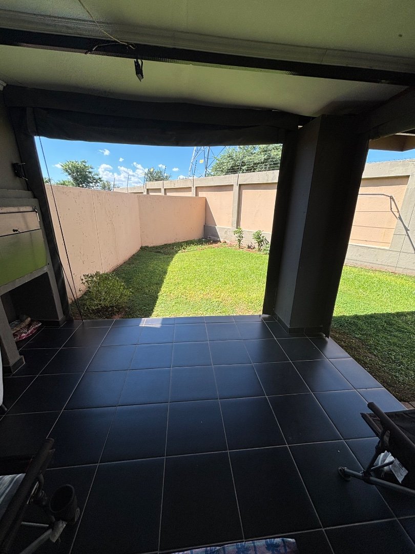 2 Bedroom Property for Sale in Annlin Gauteng