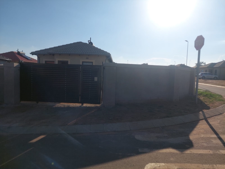 To Let 3 Bedroom Property for Rent in New Modder Gauteng