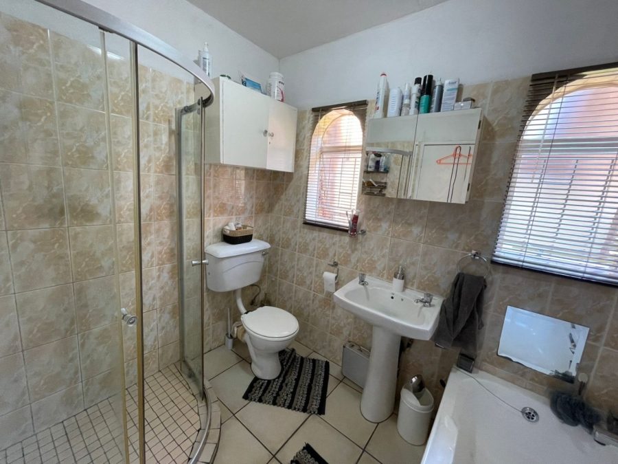 3 Bedroom Property for Sale in Doornpoort Gauteng