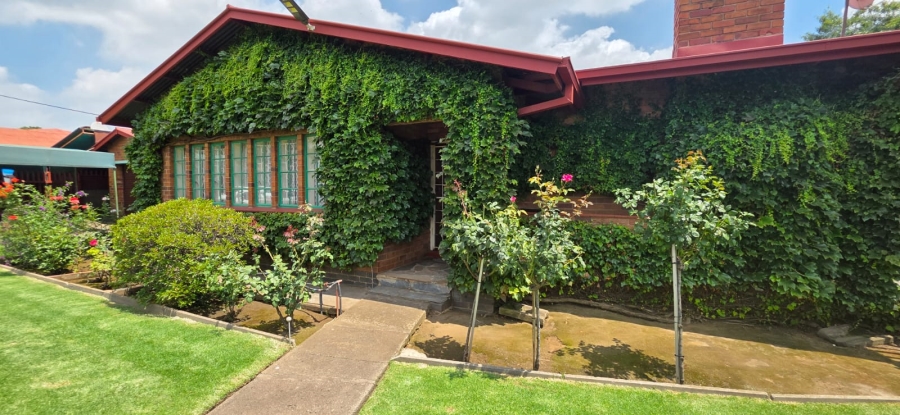 3 Bedroom Property for Sale in Vanderbijlpark CW 4 Gauteng